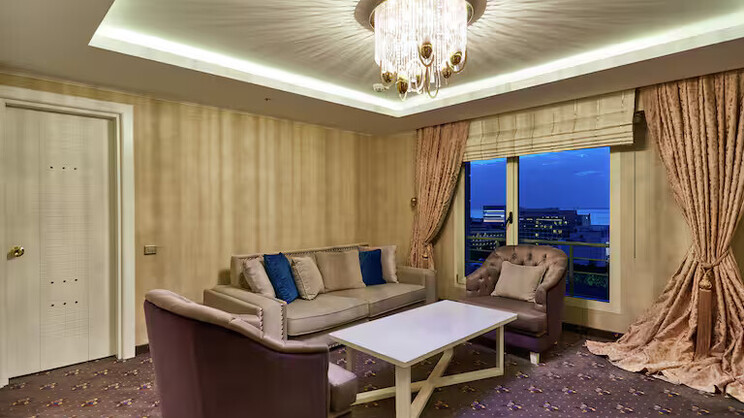 Doubletree By Hilton Hotel Izmir - Alsancak